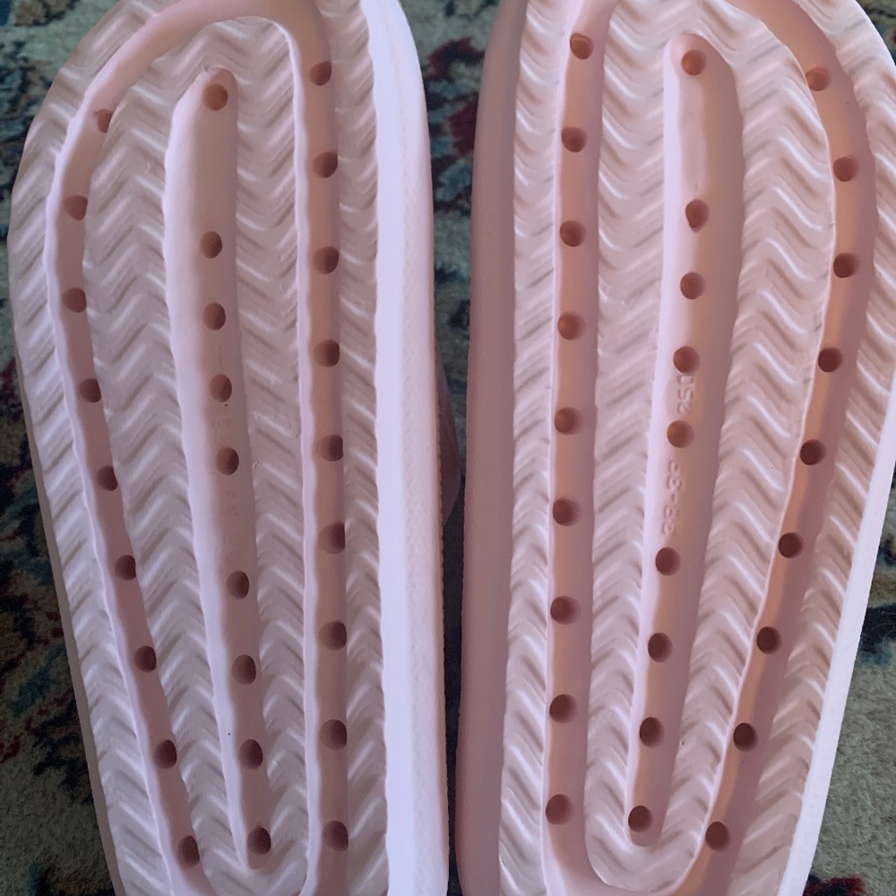 PILLOW slide flip flops, BRAND NEW